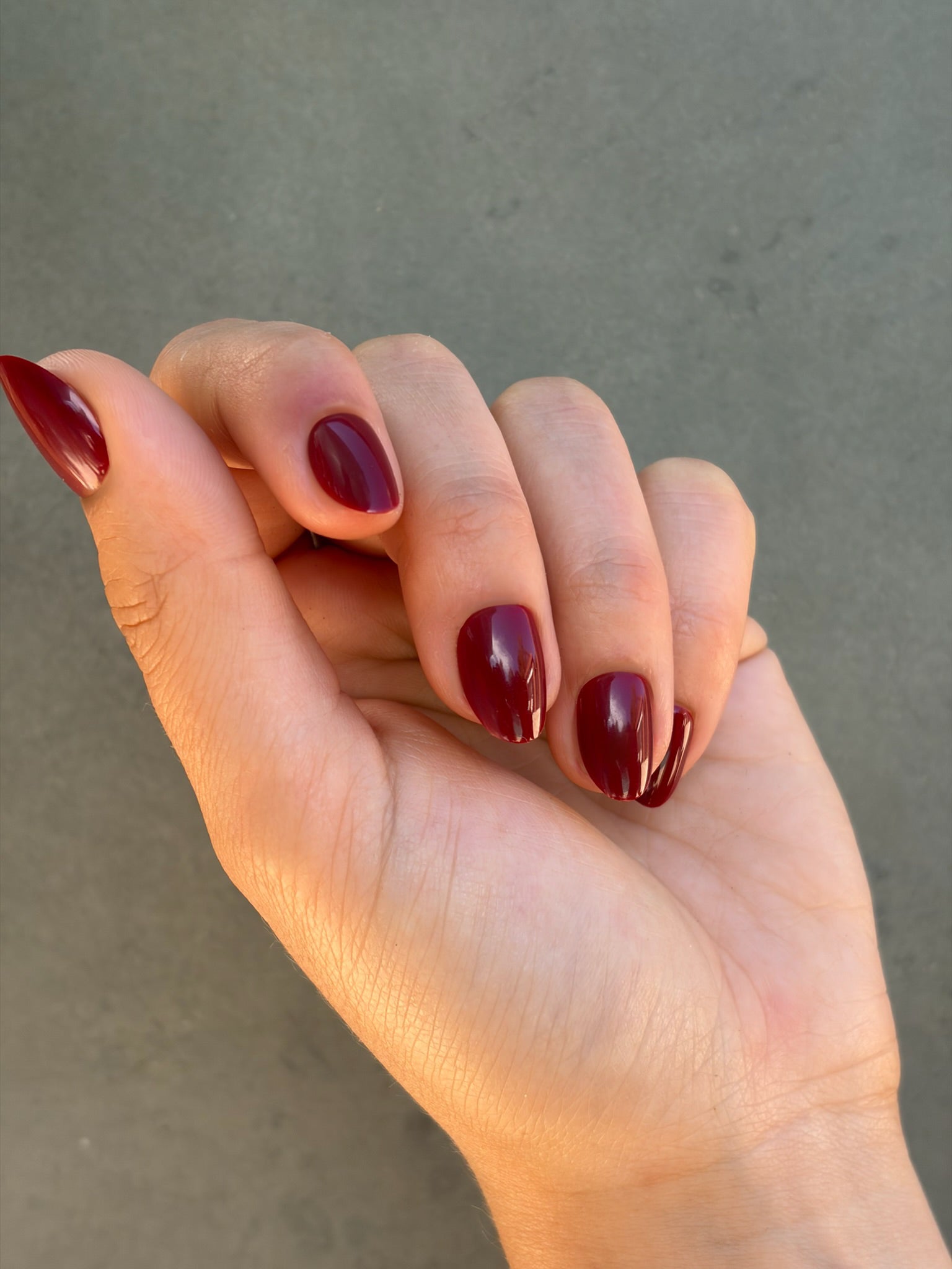 Crimson - oval